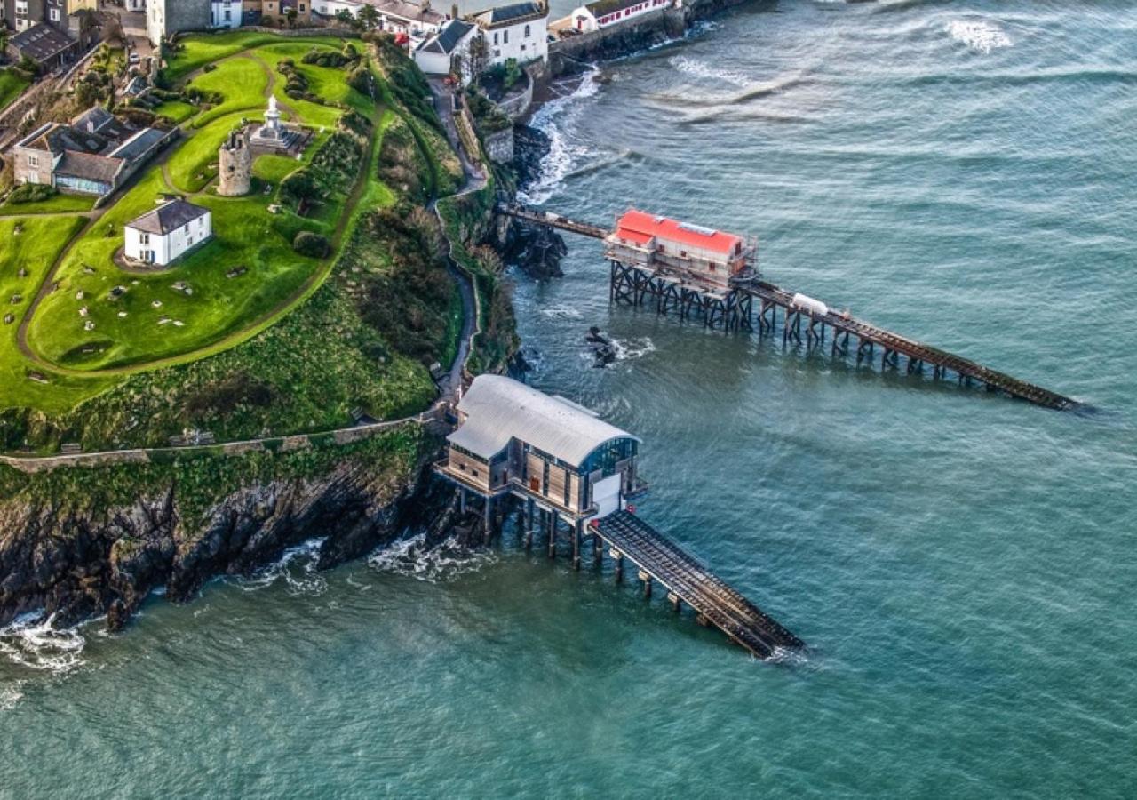 Wall Cottage Tenby Exterior photo