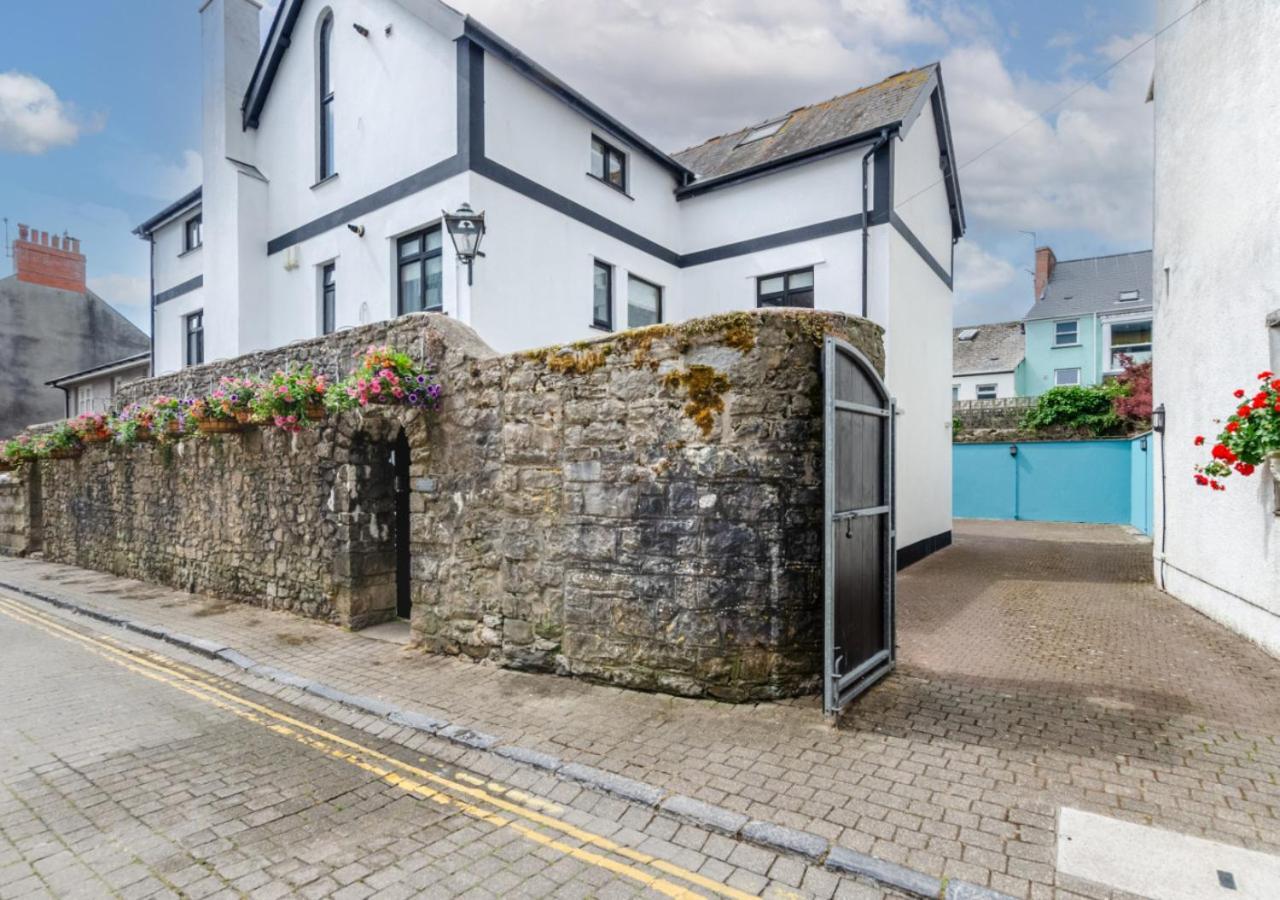 Wall Cottage Tenby Exterior photo